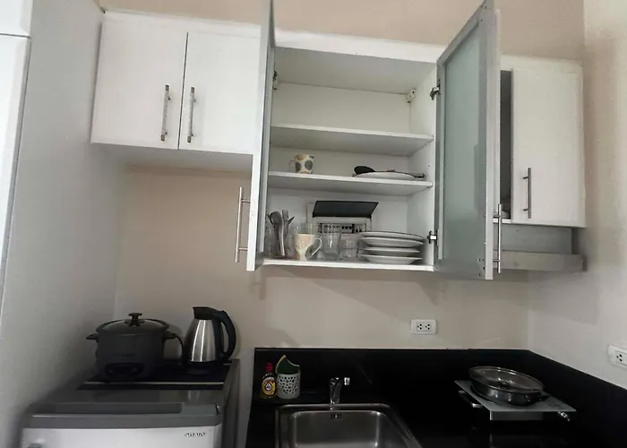 Apartment Morgan Bgc Shortwalk3 Venice Mall Free Pool Gym