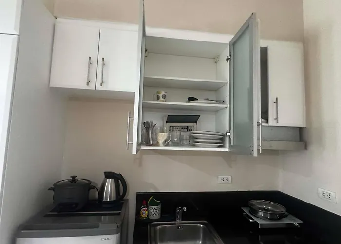 Morgan Bgc Shortwalk3 Venice Mall Free Pool Gym Apartment